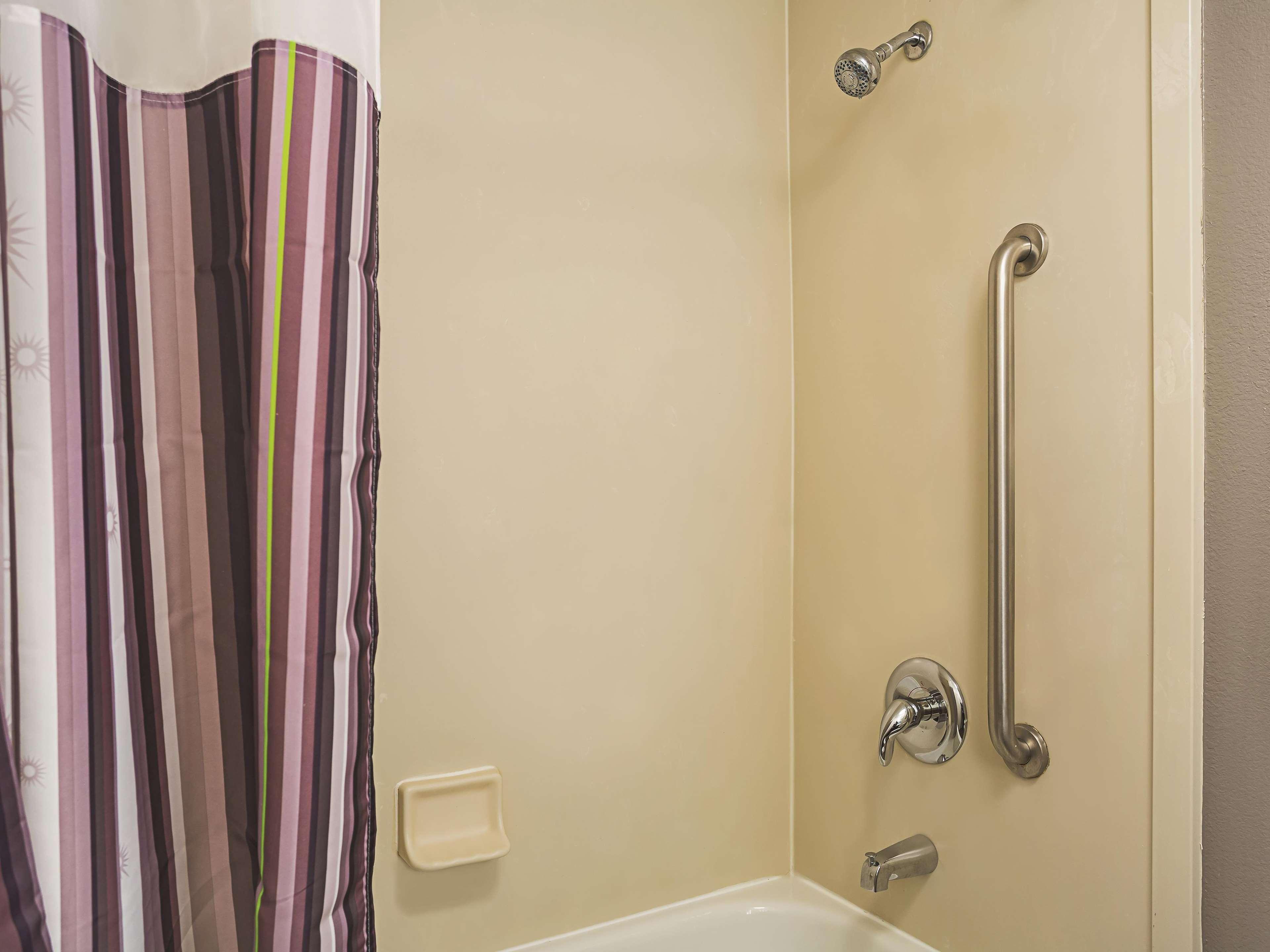 La Quinta By Wyndham Raleigh Durham Intl Ap Hotel Morrisville Ngoại thất bức ảnh