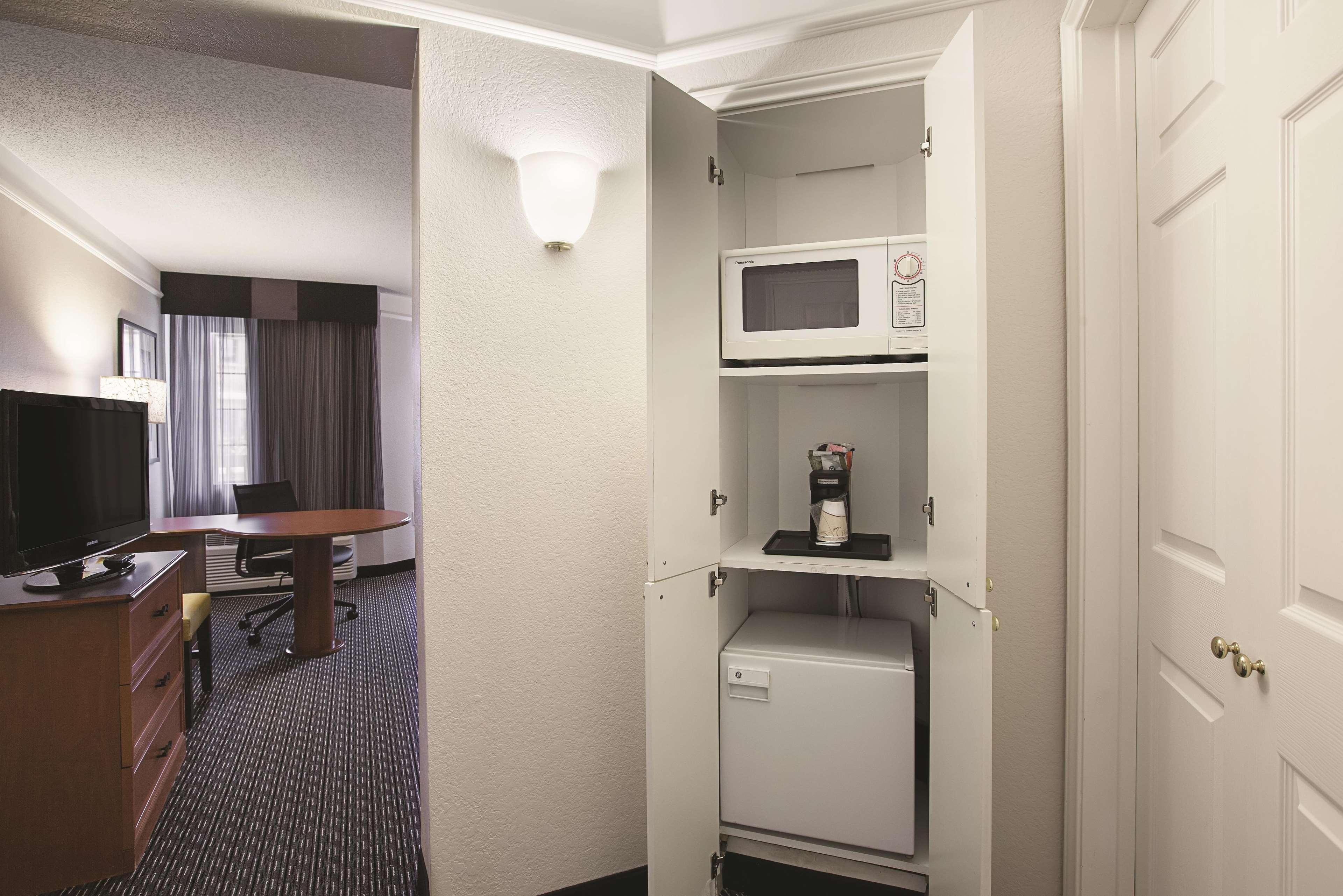 La Quinta By Wyndham Raleigh Durham Intl Ap Hotel Morrisville Ngoại thất bức ảnh